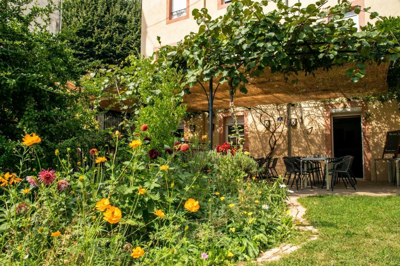 Hotel Restaurant Les Touristes Vals-les-Bains Exterior foto