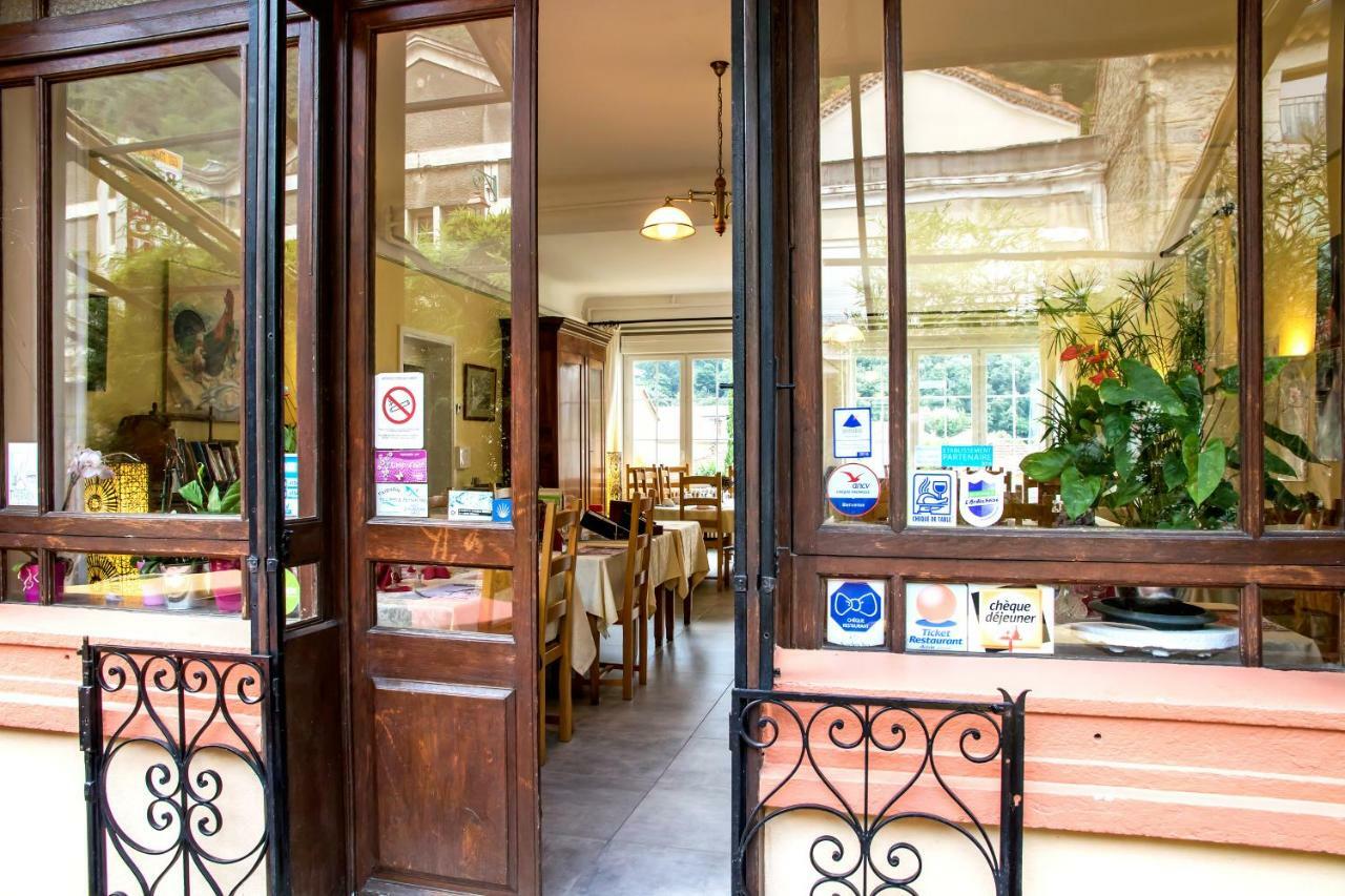 Hotel Restaurant Les Touristes Vals-les-Bains Exterior foto